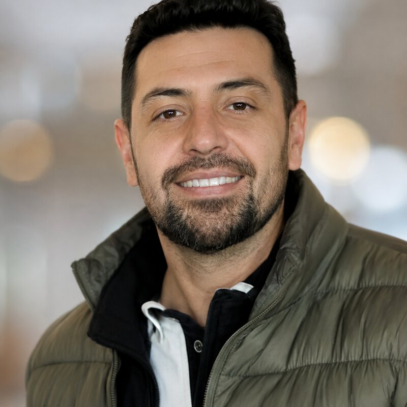 Retrato de Mg. Maximiliano Hadad